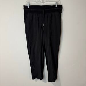 Lululemon Women's Beyond the Studio Crop Pants Black 8 Swift Athleisure